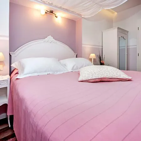 Santa Lucia Guest house Rovinj