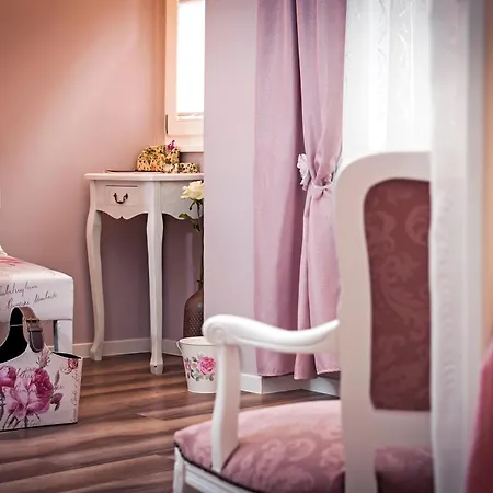 Santa Lucia Guest house