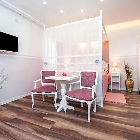 Santa Lucia Guest house